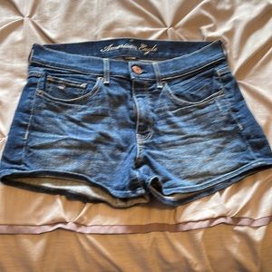 American Eagle S 6 Stretch Shorts